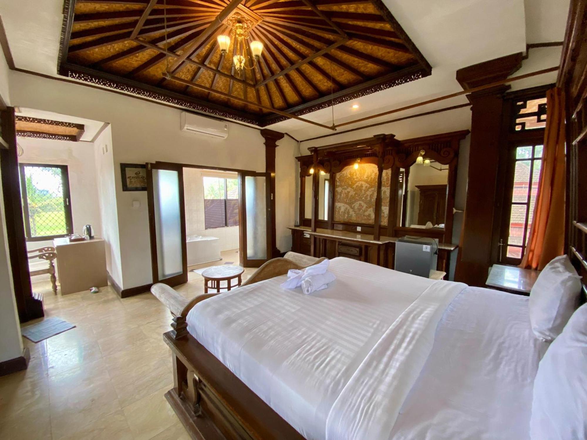 Suly Vegetarian & Hotel Ubud (Bali)